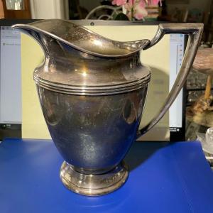 Photo of Vintage Windsor by Wm Rogers Silverplate Water Pitcher #3717 8.5" Tall Tarnished