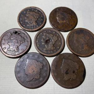 Photo of LOT OF (7) CIRCULATED CONDITION U.S. LARGE CENTS PREOWNED FROM AN ESTATE AS PICT