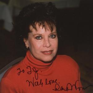 Photo of Bond girl Lana Wood signed photo