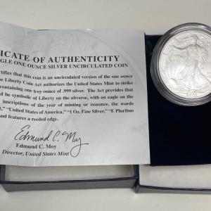 Photo of American Eagle One Ounce Silver Uncirculated Coin 2006 w/ COA