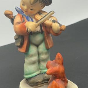Photo of Goebel Hummel Figurine "Puppy Love" #1