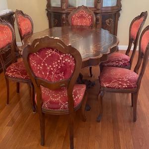 Photo of Elegant Robust Dinning Table with Six Chairs