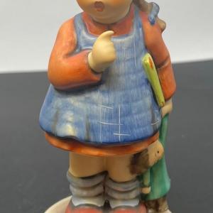 Photo of Goebel Hummel  I WONDER Figurine. Yr. 1988/ HUMMEL CLUB