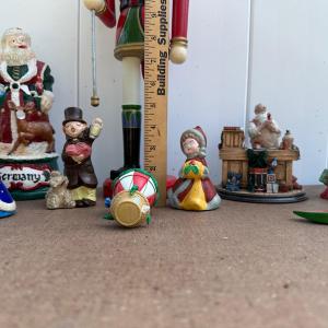 Photo of LOT 113S: Vintage Christmas Decorations & More - Mr Christmas, Annalee & More