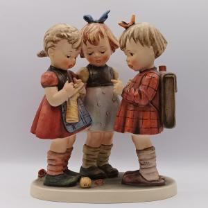 Photo of LOT 34: Goebel Hummel 177/I 7.5" School Girls Figurine