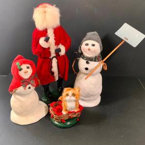 Photo of LOT:99: Byers Choice Vintage Santa Caroler, Snowman, Snowwoman and Christmas Kit