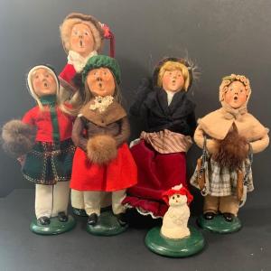 Photo of LOT:103: Byers Choice Carolers - Women and 3 Girls with Fur Muff Handwarmers, Wo