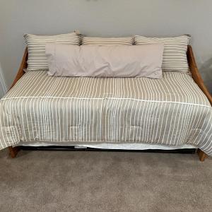 Photo of VERY NICE WOOD FRAMED DAYBED W/TRUNDLE PLUS BEDDING