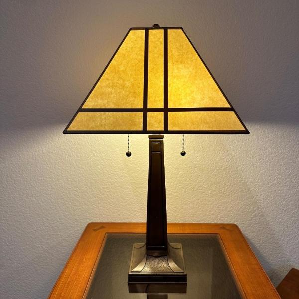 Photo of HEAVY METAL BASE TABLE LAMP WITH DOUBLE PULL CHAIN LIGHTS