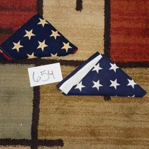 Photo of TWO CLOTH US FLAGS