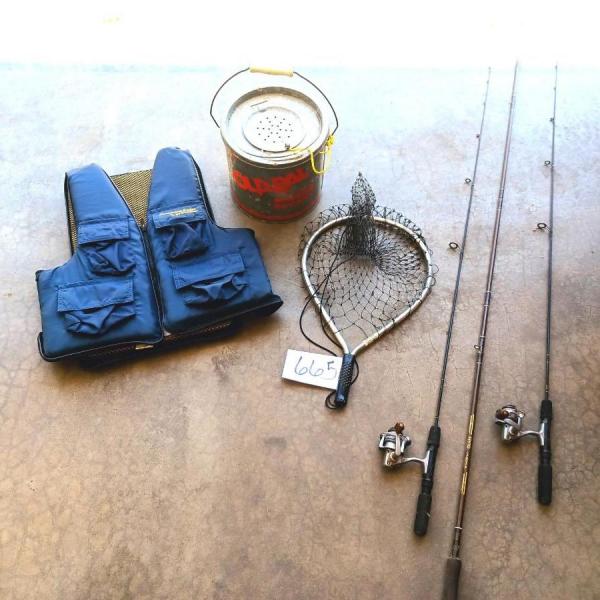 Photo of ADULT LIFE VEST, MINNOW BUCKET, NET AND RODS W/REELS