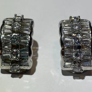 Photo of Vintage Nolan Miller Exquisite White Metal Crystal/CZ Clip-on Fashion Earrings i