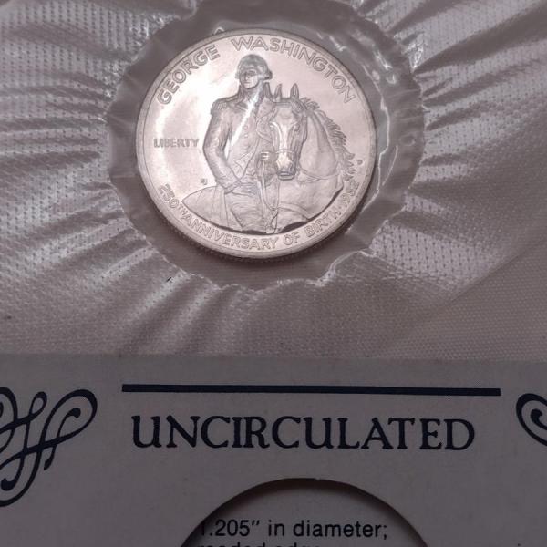 Photo of Set of Four 1982 U. S. Mint George Washington Commemorative 90% Silver Half-Doll