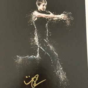 Photo of Shailene Woodley signed mini poster