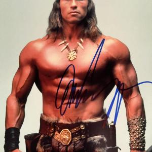 Photo of Conan The Barbarian Arnold Schwarzenegger signed photo