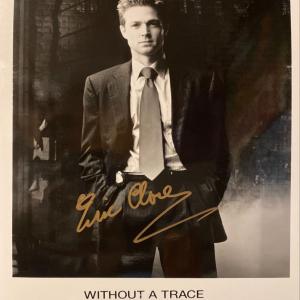 Photo of Without a Trace Eric Close signed photo
