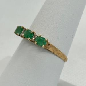 Photo of LOT 130: Emerald & Diamond 10K (AFJO) Ring Tw. 1.3g, sz. 7.5