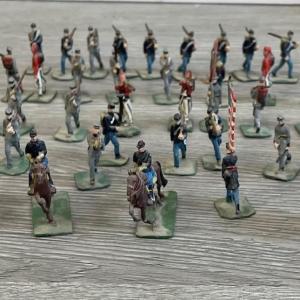 Photo of Collection Vintage WW1/WWII Toy soldiers