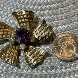 Photo of Vintage Gold-tone Amethyst Crystal/Rhinestone Fashion Pin/Brooch in Good Preowne