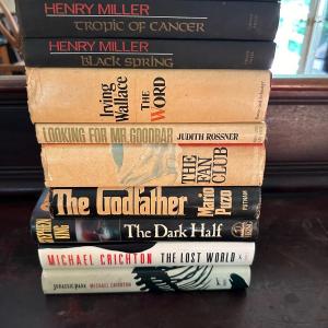Photo of COLLECTIBLE BOOK LOT