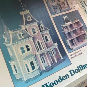 Photo of GREENLEAF THE BEACON HILL WOOD DOLLHOUSE KIT