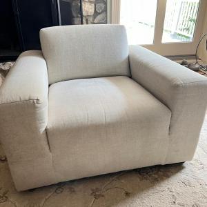 Photo of Lounging Armchair - Neutral Color, Super Comfortable!