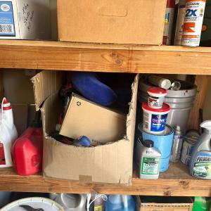 Photo of Lot of chemicals / cleaning supplies