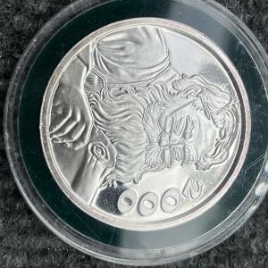 Photo of 2000 1oz .999 Silver Round