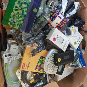 Photo of Huge Back2School Yard Sale-Lot Of New Stationaries/Batteries/Clothes+ ALL BOGO
