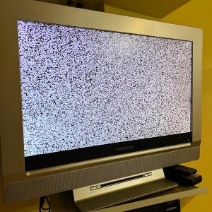 Photo of Magnavox 20" LCD HD TV w DVD Player