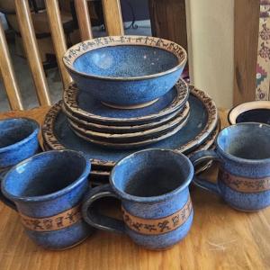 Photo of Lot 60: Blue / Tan Stone Dish Set