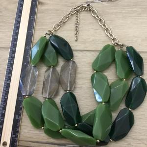 Photo of Vintage green statement fashion necklace