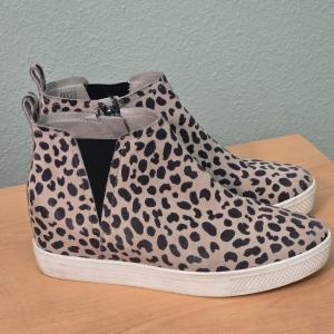 Photo of Cheetah Print Shoes